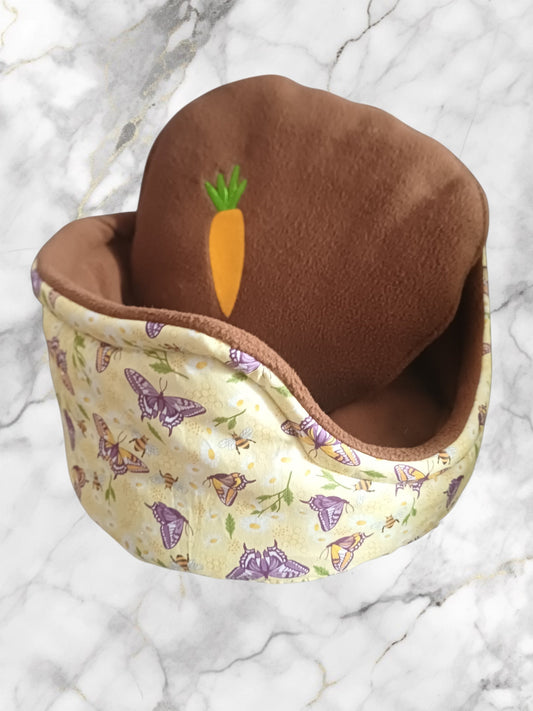 Kuschelbett Set für Meerschweinchen – Bett + Pad | Einzelstück 🥕